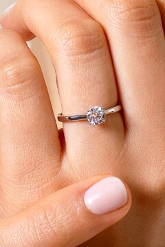 Anillos por 1.250 – 2.000 € Anillos por 1.250 – 2.000 €